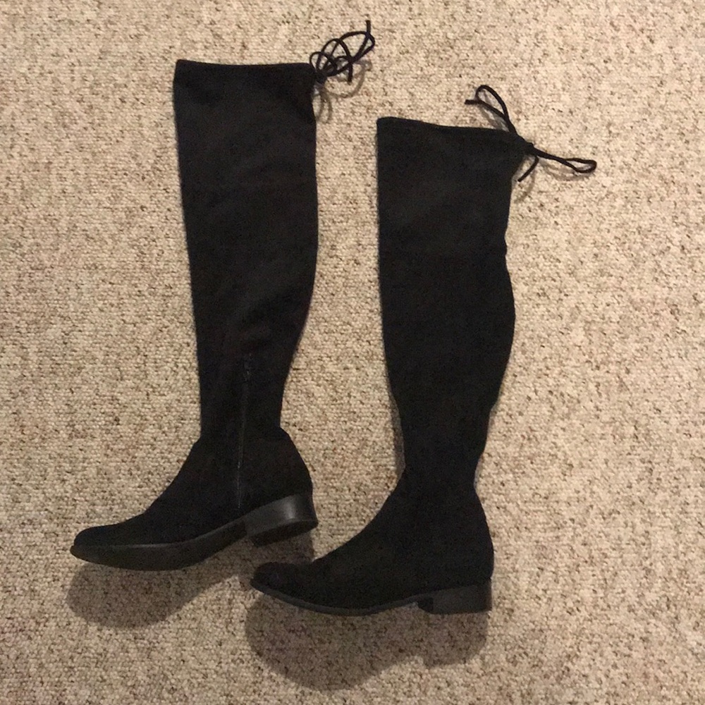tall black boots